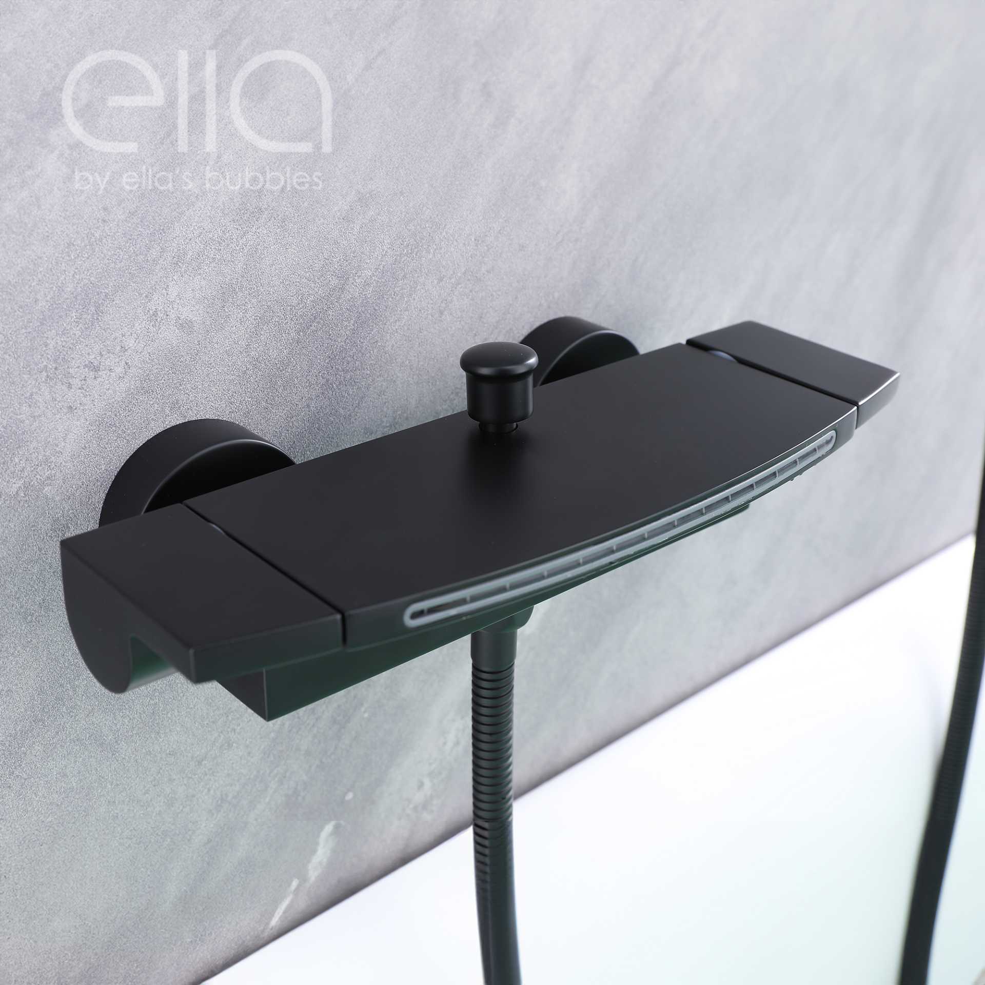 Support mural pour robinet de baignoire en cascade avec curseur de 24 po et douche à main - DT9A6084 | Support mural pour robinet de baignoire en cascade avec curseur de 24 po et douche à main - DT9A6084 |