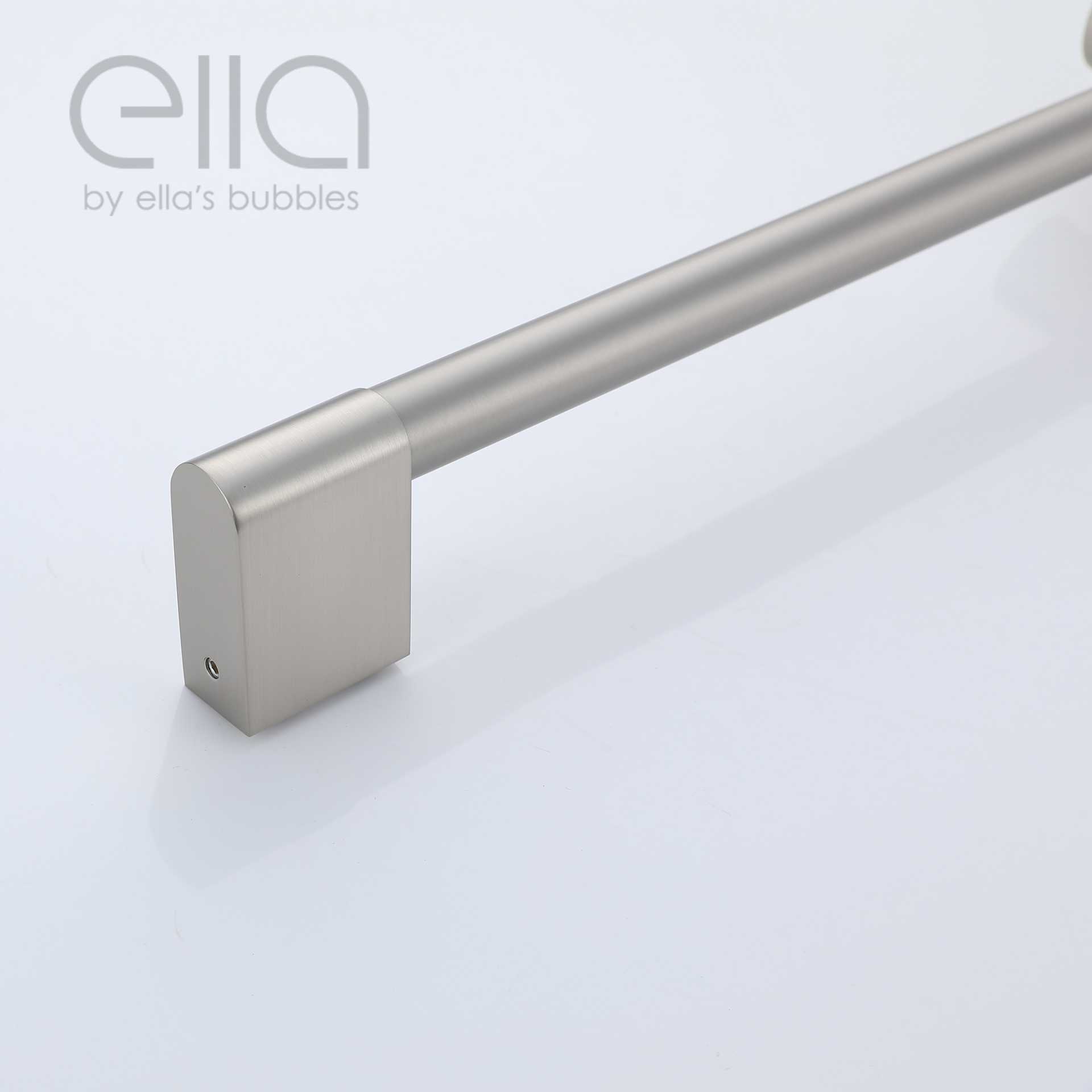 Support mural pour robinet de baignoire en cascade avec curseur de 24 po et douche à main - DT9A5945 | Support mural pour robinet de baignoire en cascade avec curseur de 24 po et douche à main - DT9A5945 |