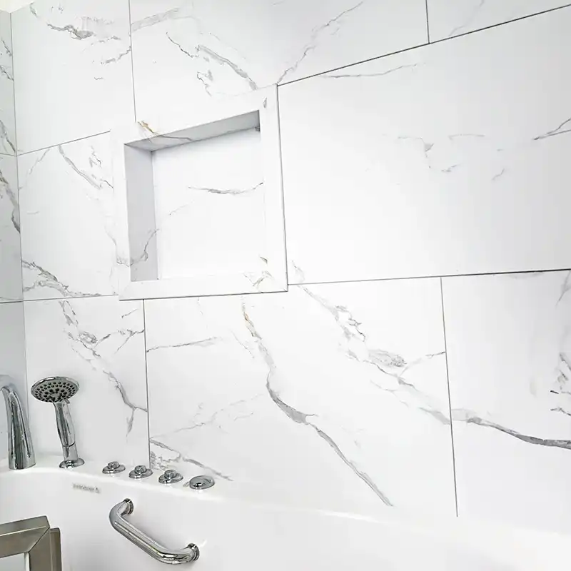 Carrelage PVC à rainure languette et rainure 25"x15 » - Niche shelf bathroom 2 | Brushed Nickel Faucet